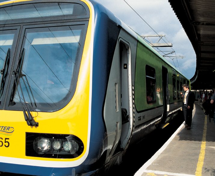 can dogs travel on trains in ireland